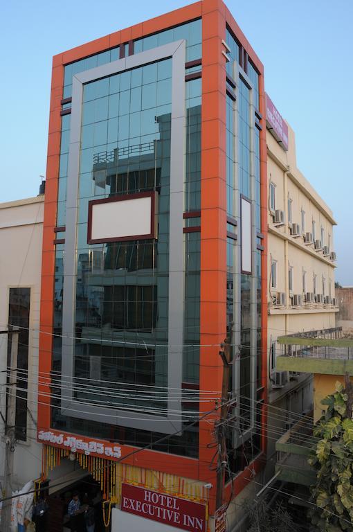 Hotel Executive Inn Vijayawada Exterior photo